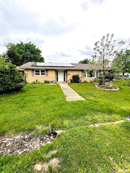 1001 W 6th St, West Frankfort, IL 62896
