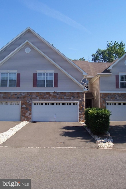 65 Heath Ct, Pennington, NJ 08534