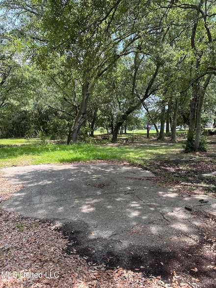 4611 Fisher Ave, Pascagoula, MS 39581