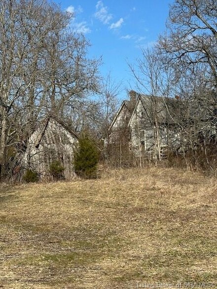 4702 S Dick Wilson Rd, Madison Township, IN 47108
