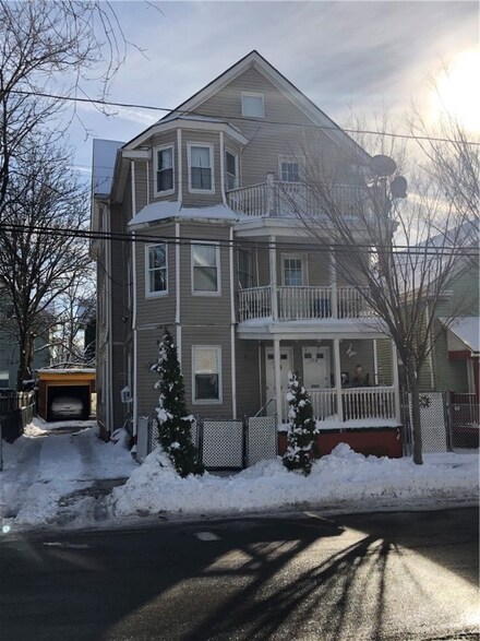 106 Atlantic Ave, Providence, RI 02907