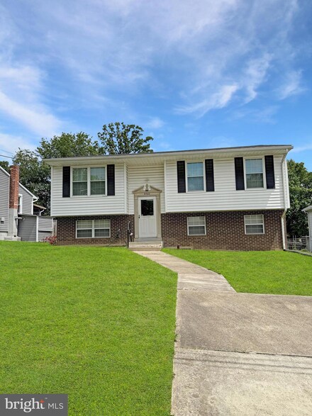 8702 Mulberry St, Laurel, MD 20707