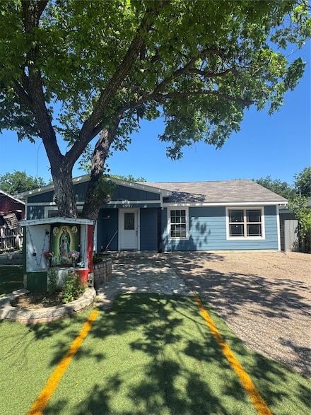 4921 Stanley Ave, Fort Worth, TX 76115