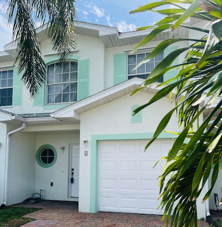 117 Anchorage Ave Unit 6, Cape Canaveral, FL 32920