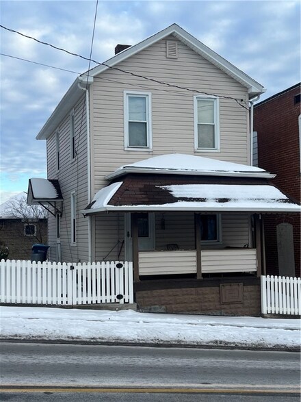 113 S Diamond St, Mount Pleasant, PA 15666