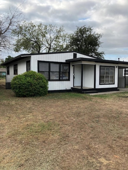 2411 Freeland Ave, San Angelo, TX 76901