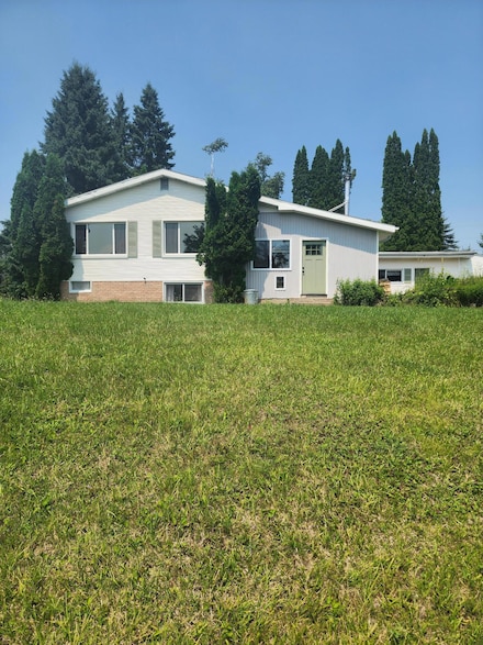 7863 Long Rapids Rd, Alpena, MI 49707