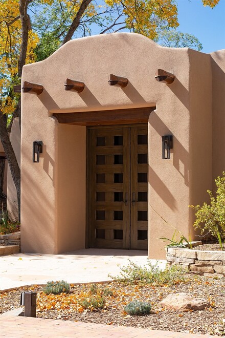 1243 Canyon Rd, Santa Fe, NM 87501