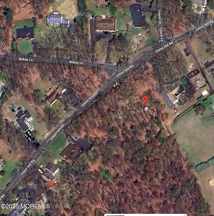 521 Union Hill Rd, Englishtown, NJ 07726