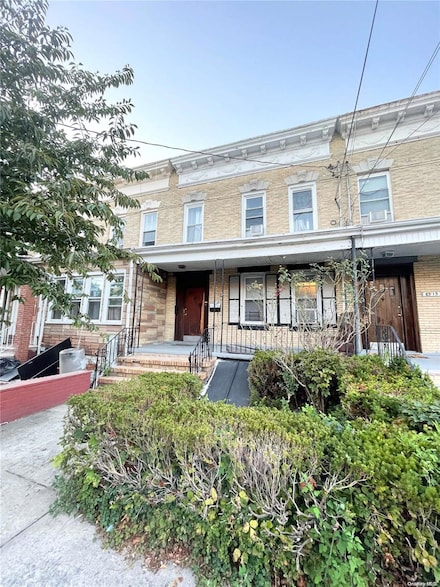 85-13 88th Ave, Woodhaven, NY 11421