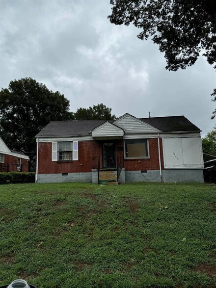 1464 Joanne St, Memphis, TN 38111