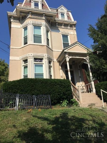 731 Hawthorne Ave, Cincinnati, OH 45205
