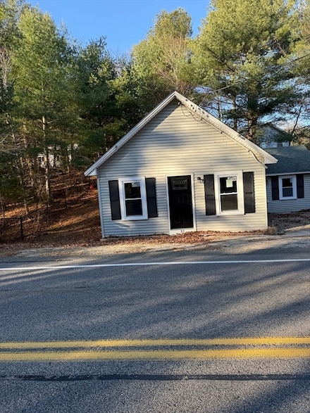 37 Head of The Bay Rd, Bourne, MA 2532