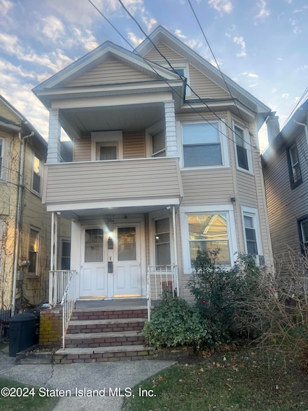 954 Post Ave, Staten Island, NY 10302