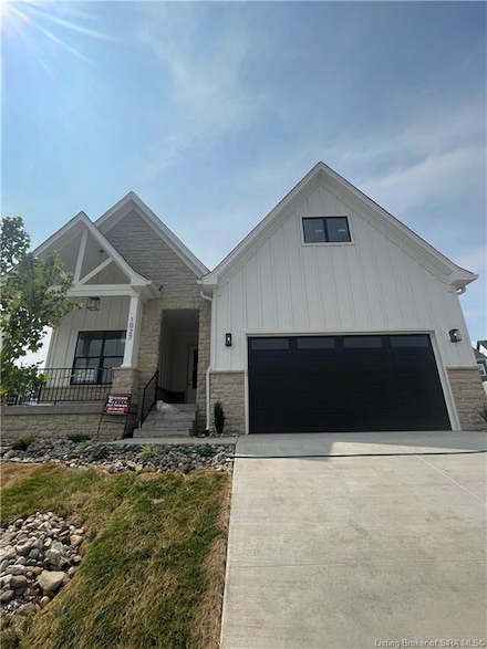 1027 Oskin Dr Unit 225, Georgetown, IN 47122
