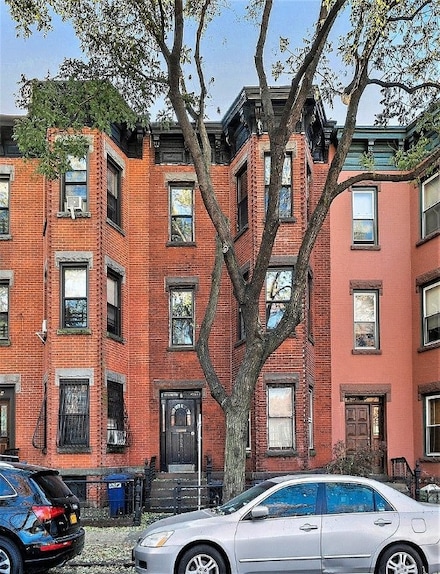 302 5th St, Brooklyn, NY 11215