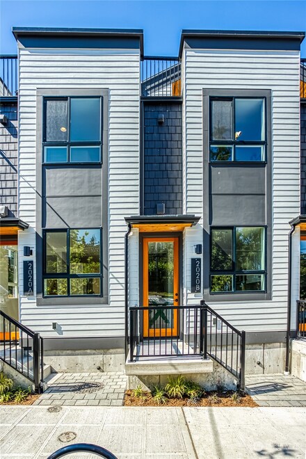 2106 NE 85th St, Seattle, WA 98115