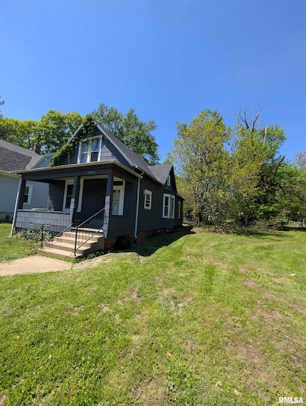 2217 NE Madison Ave, Peoria, IL 61603