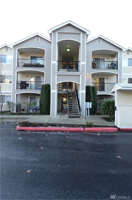 10709 Valley View Rd Unit A204, Bothell, WA 98011