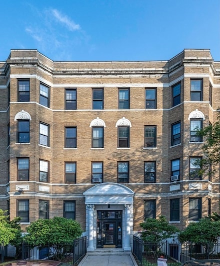60 Queensberry St Unit 20, Boston, MA 02215