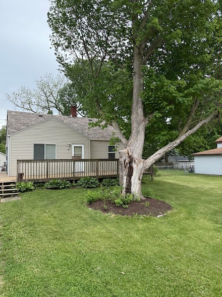 6480 11th St, Rockford, IL 61109