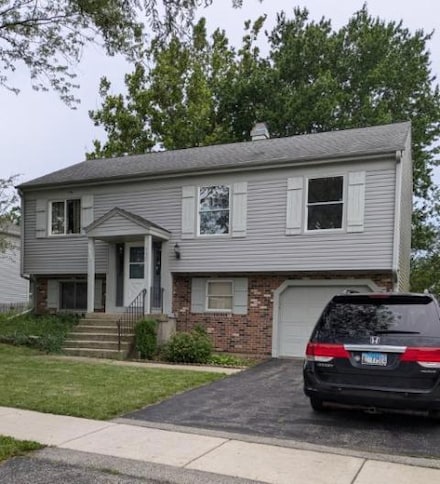 982 Grant St, Bartlett, IL 60103