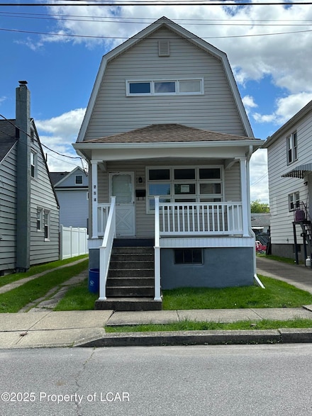 254 Phillips St, Hanover Township, PA 18706