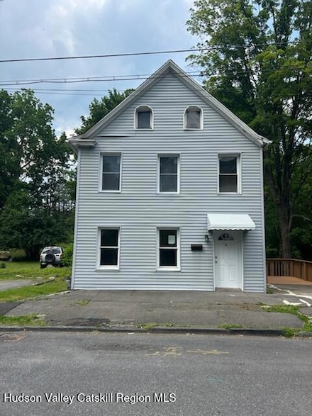 26 N Wilbur Ave, Kingston, NY 12401