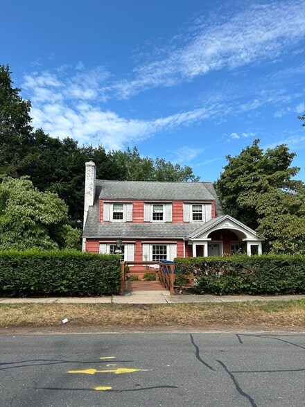14 Hillcrest Ave, West Springfield, MA 01089