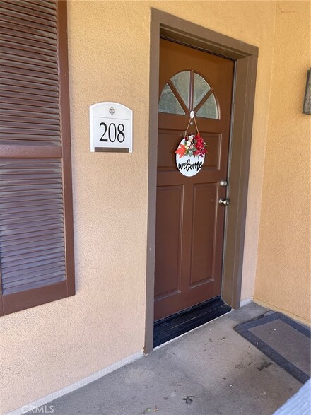 2960 Champion Way Unit 208, Tustin, CA 92782