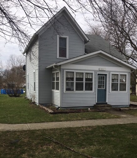 4211 Core St, Woodburn, IN 46797
