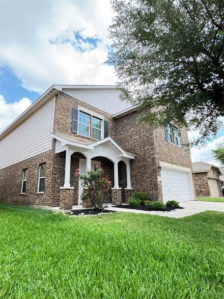 2047 Beacon Chase Ct, Spring, TX 77373