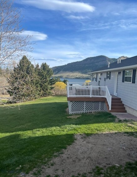 1868 Beartooth Rd, Wolf Creek, MT 59648