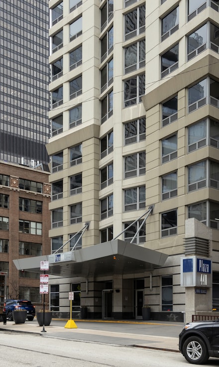 440 N Wabash Ave Unit 1807, Chicago, IL 60611