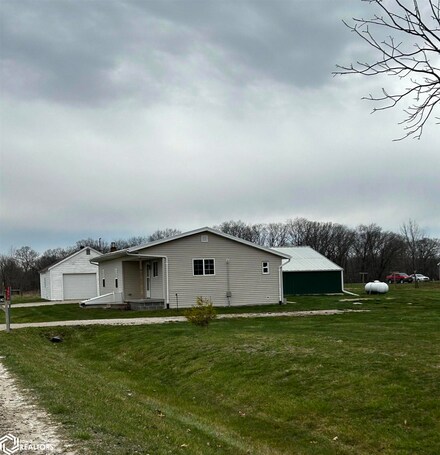 1979 235th Ave, West Point, IA 52656