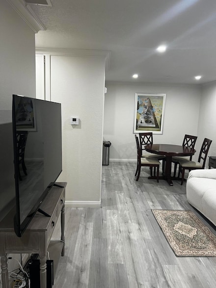 2810 N Arcadia Ct Unit 211, Palm Springs, CA 92262