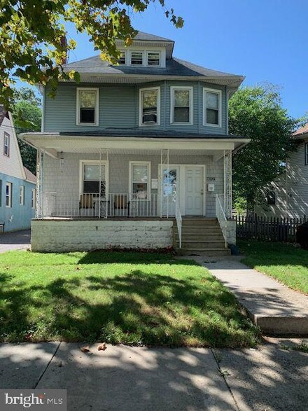 306 Taylor Ave, Oaklyn, NJ 08107