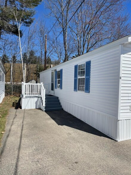 24 Boston Harbor Rd Unit 10, Dover, NH 03820