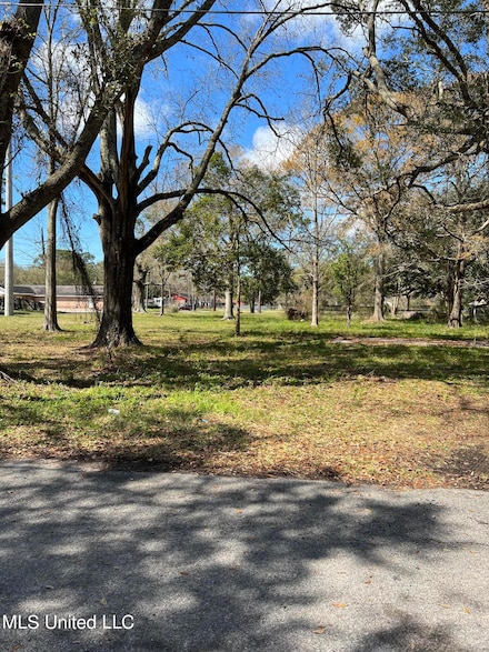 3107 Glacier St, Pascagoula, MS 39581