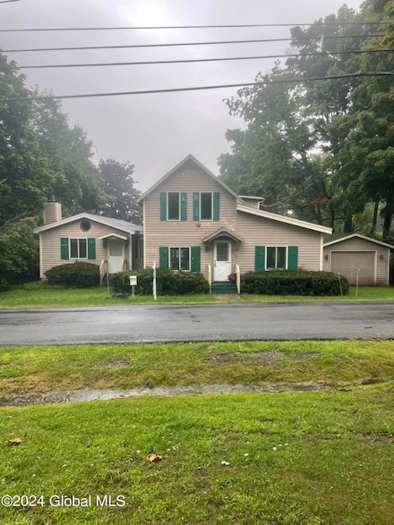 19 Ames Ave, Round Lake, NY 12151