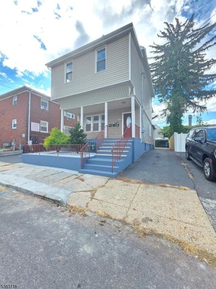 109 Ely St, Elizabeth, NJ 07202