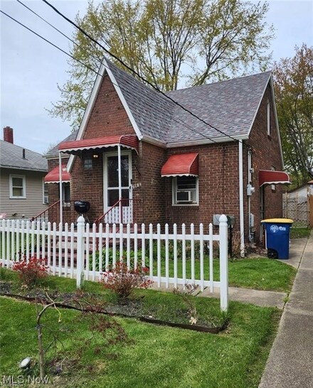 1915 W 9th St, Ashtabula, OH 44004