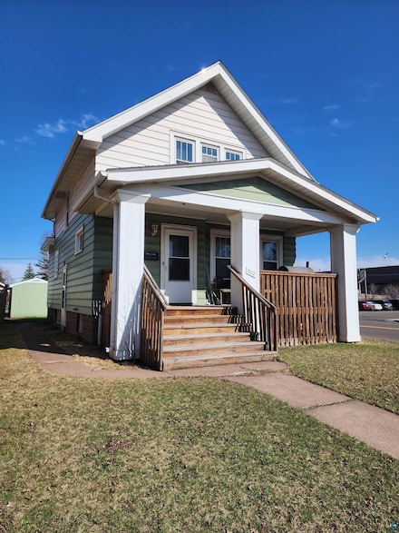 302 N 53rd Ave W, Duluth, MN 55807