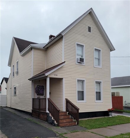 1018 Morris St, Utica, NY 13501