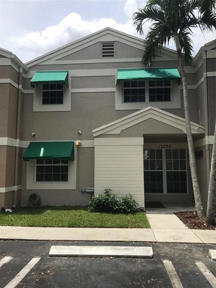 12234 SW 51st Place, Cooper City, FL 33330