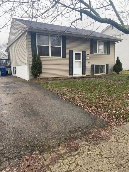 3214 Kenray Dr, Columbus, OH 43219