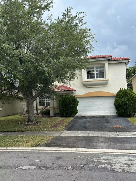 73 Gables Blvd, Weston, FL 33326