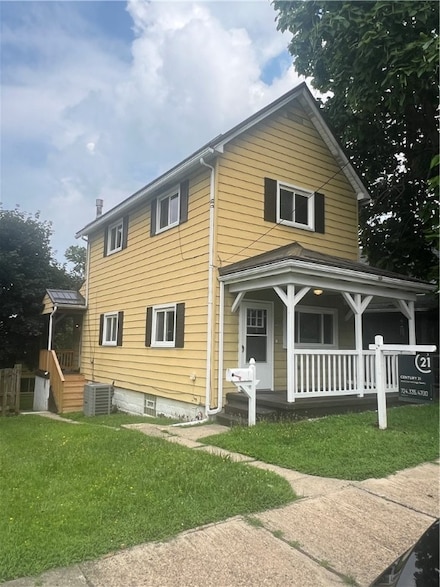 1735 Kimball Ave, New Kensington, PA 15068
