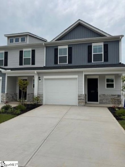 227 Stonyway Ln, Easley, SC 29640