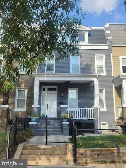 4317 Iowa Ave NW, Washington, DC 20011